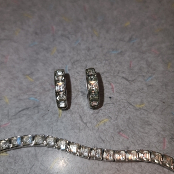 Vintage Dorsons Art Deco Sterling silver and crystal choker & Earings set. - Picture 10 of 15